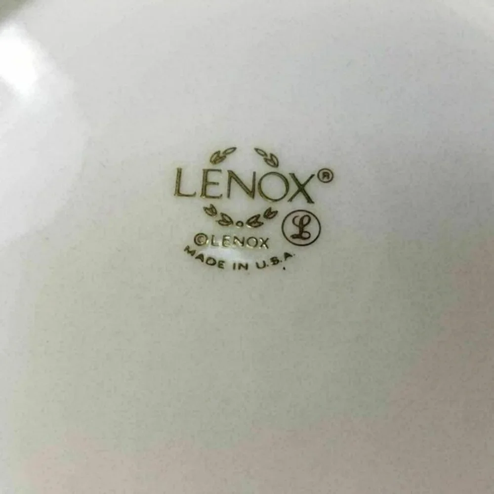 Lenox Holiday Collection Oval Bowl Holly Berries‎ Bow Candy Snack Nut Christmas